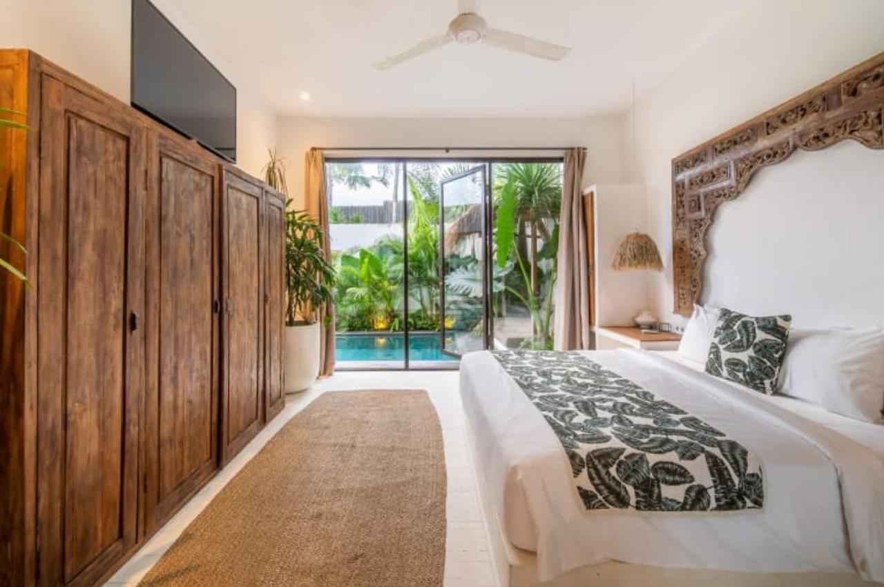 Villa Yogi Surf 3 Canggu Exterior photo